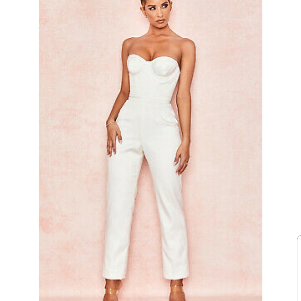 Kaela'
 Ivory Satin Corset Jumpsuit /Size XL-US 10